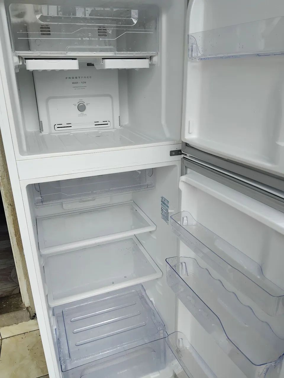 Geladeira fogão máquina micro-ondas entrego  - Foto 2