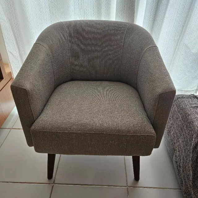 Poltrona de linho em fino acabamento  - Foto 4