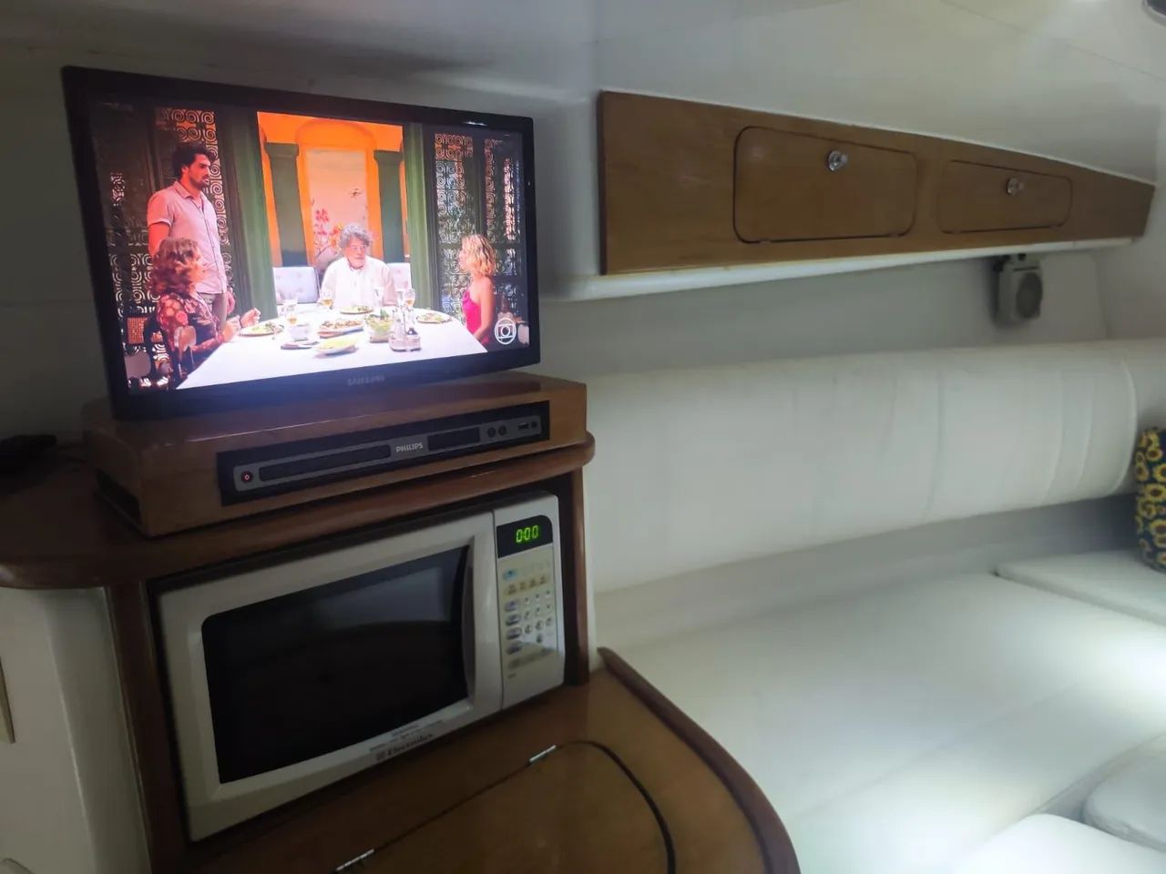 Lancha Phantom 290 - Foto 9