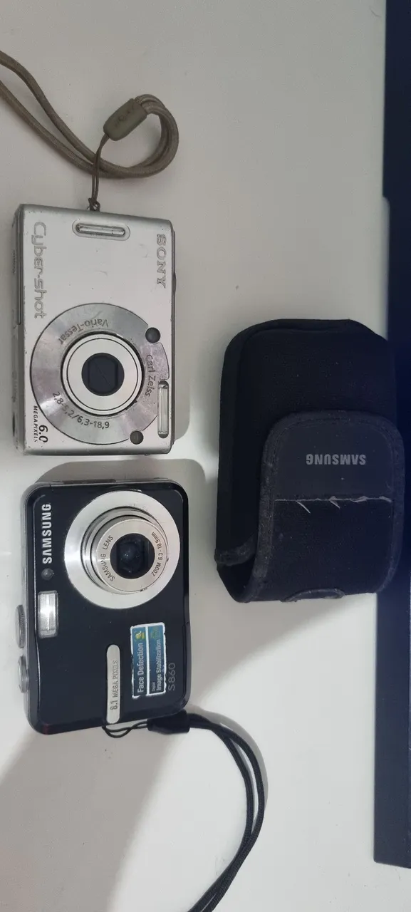Kit Câmeras Digitais Sony e Samsung