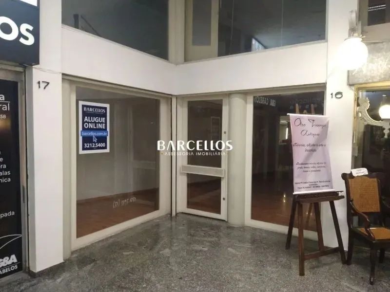 Loja à venda no bairro Independência com área útil de 55 m² disponível para compra.
