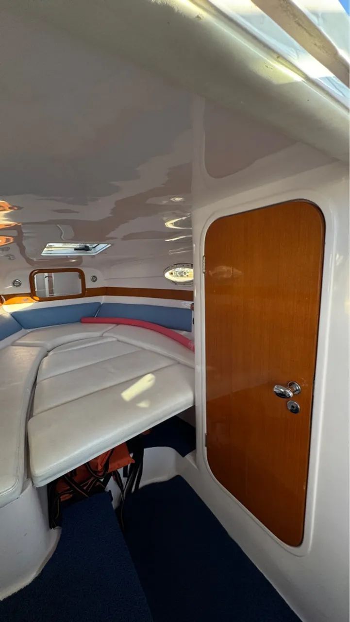 Lancha Magna 27.8 com Mercruiser 5.7 300Hp ano 2014 - Foto 8