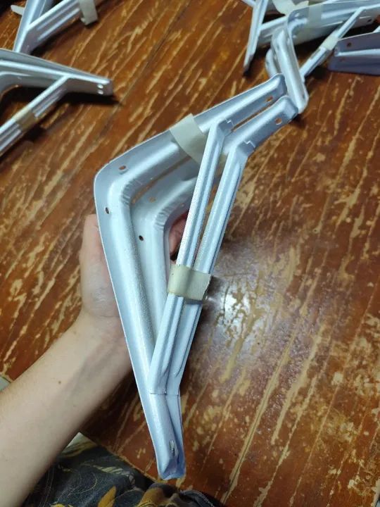 Kit com 3 pares (6 unidades) de suporte de Metal para Prateleira 6x8