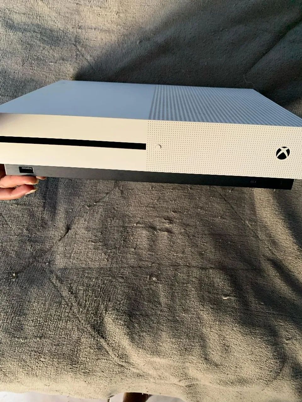 Xbox one s 1 tb + controle de series + jogos digitais - Foto 4