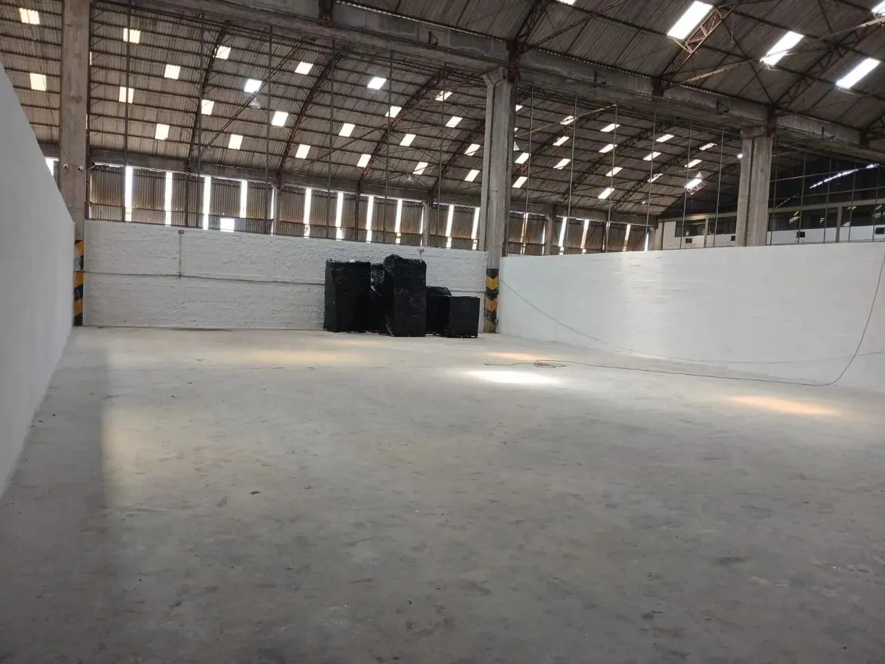 garpão 500m2 condomínio fechado, Piraja.