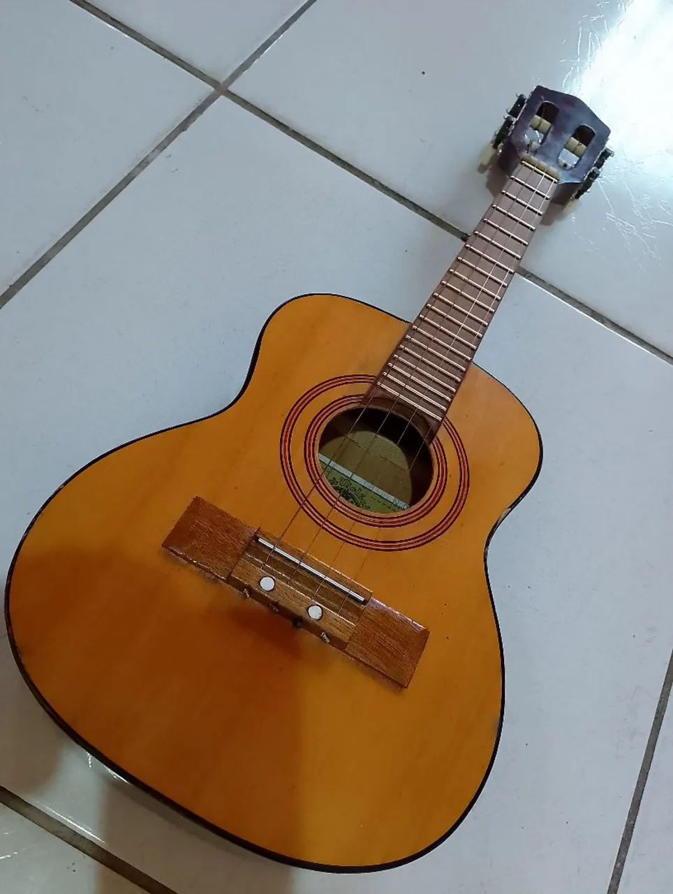 Cavaquinho Tonante Elétrico em Ótimo Estado R$ 270,00