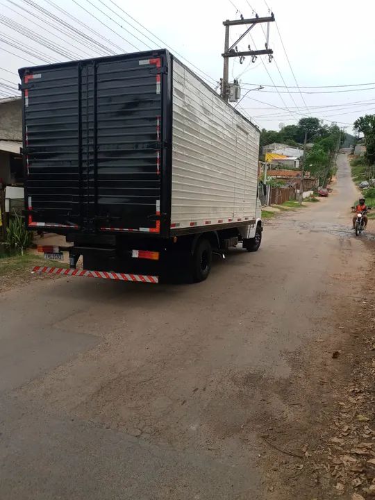 Mercedes 608 ano 85 freio a ar - Foto 2