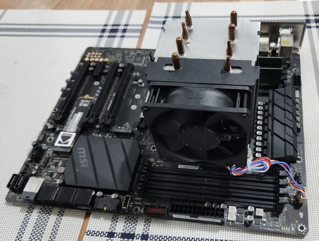 Kit i7 7800x placa mae x299 msi rider leia descrição 