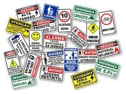 Placas de sinalização em PVC