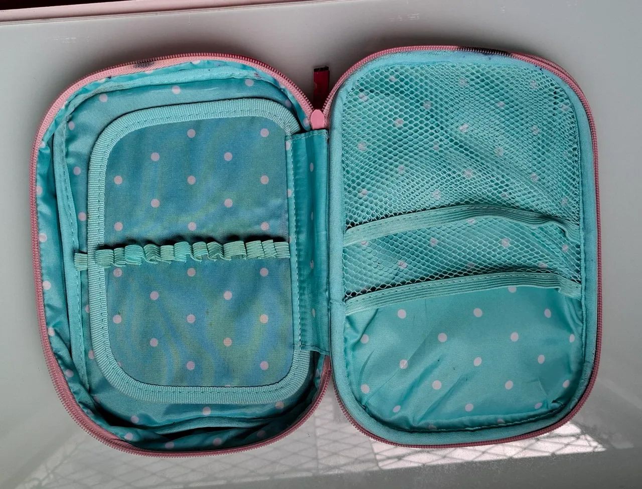 Estojo escolar puket64840836283778121