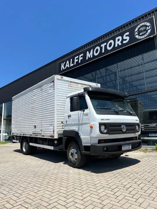 VW 10-160 Delivery 2017 Baú - Foto 3