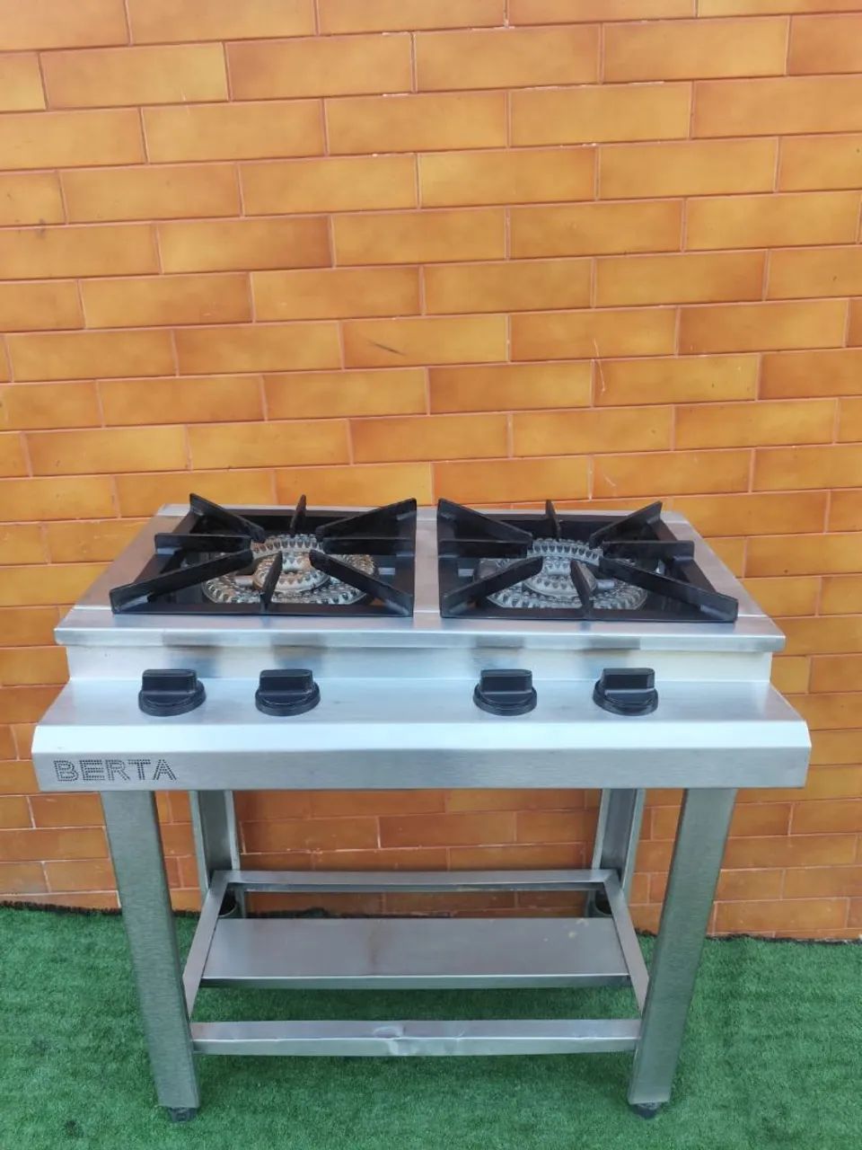 Fogão industrial inox marca Berta 