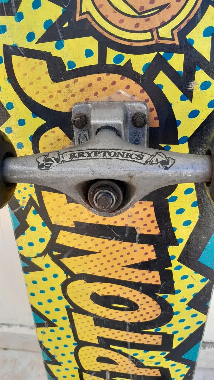 Skate Usado - Perfeito para Manobras - Foto 3