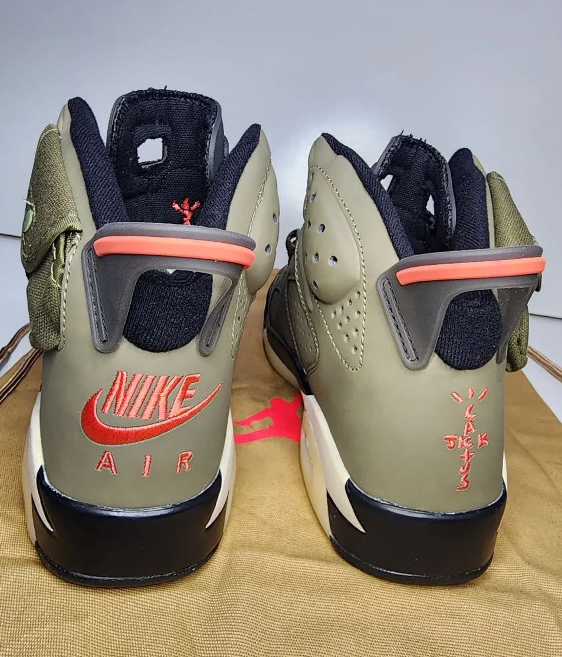 Nike air jordan 6 travis scott original N39,comprei dos Estados