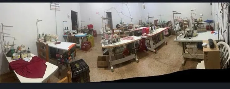 Vendo confecção completa