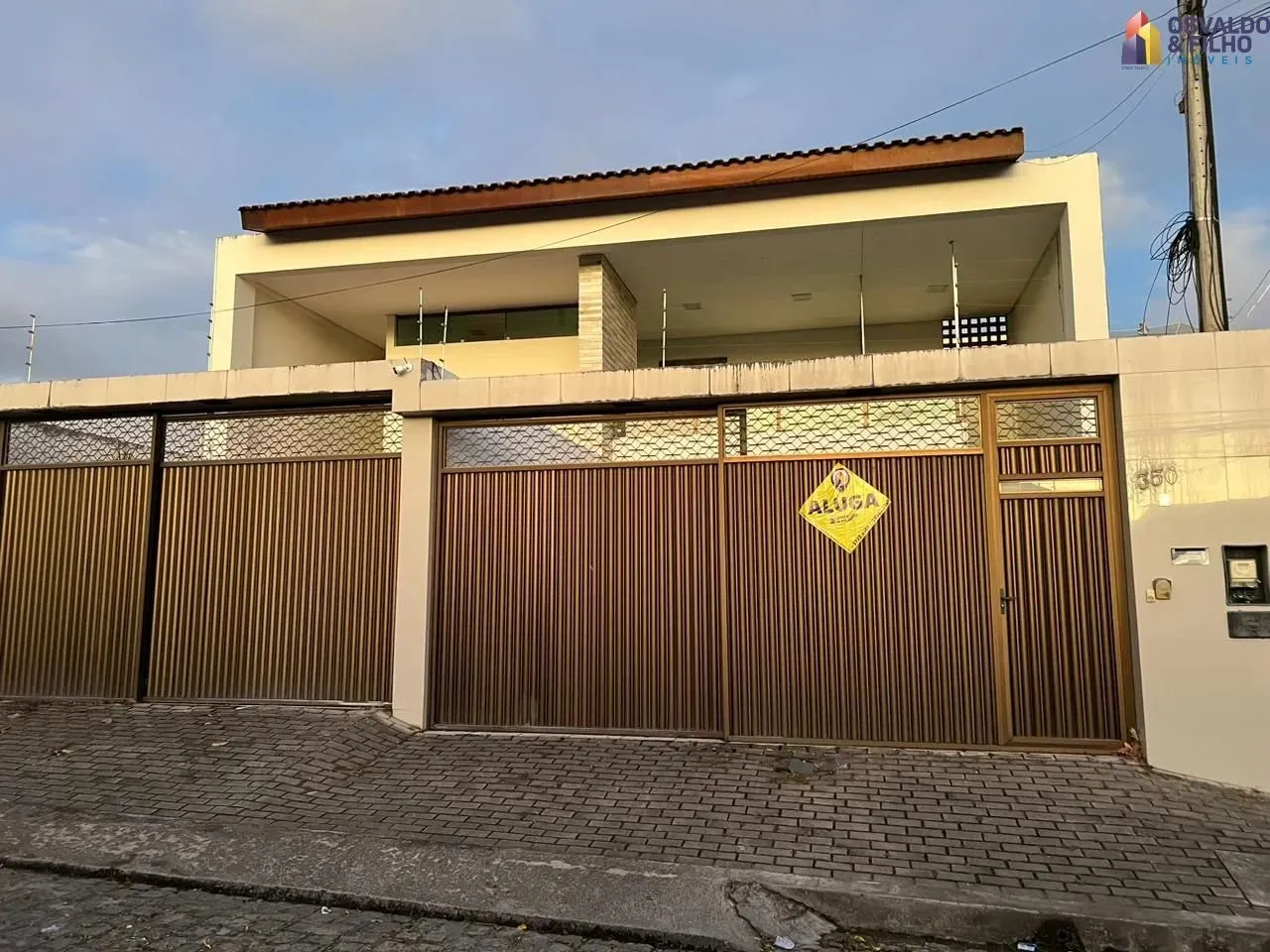CASA 1° ANDAR PARA LOCAÇÃO NO BAIRRO UNIVERSITÁRIO, CARUARU-PE