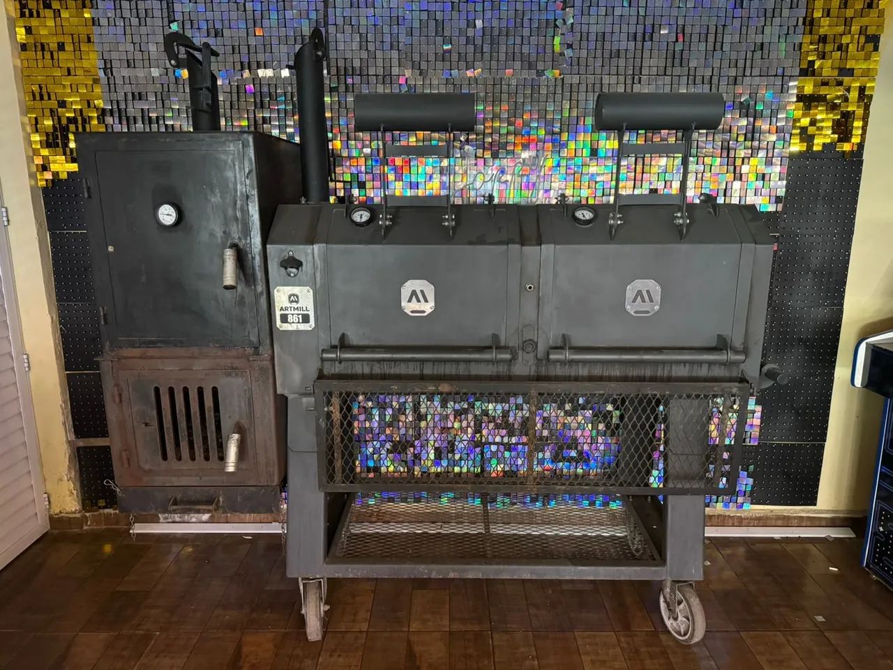 Pitsmoker  Industrial Artmill 861