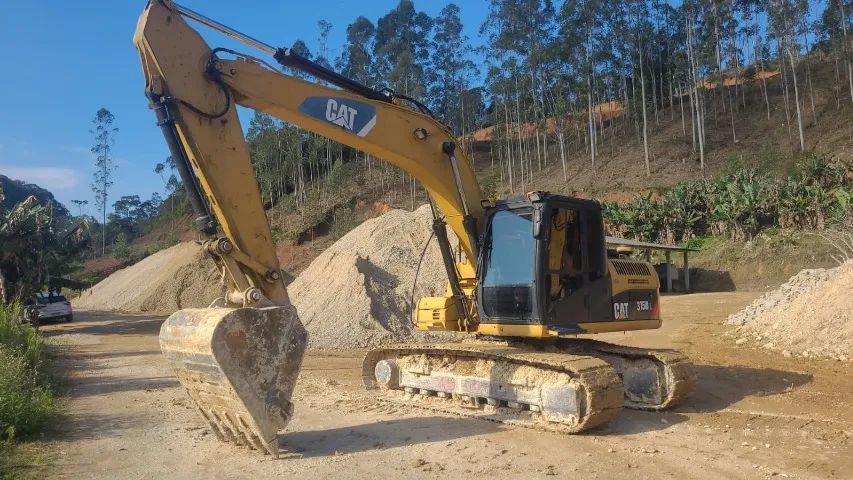 Escavadeira Caterpillar 315D