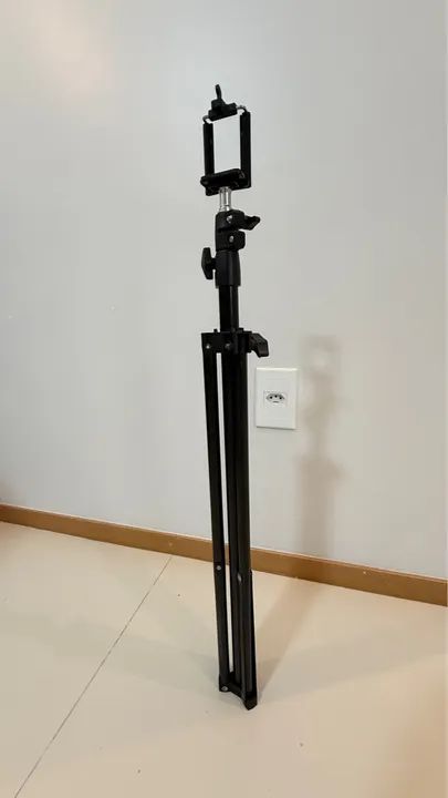 Suporte para Celular com Tripé - Foto 4