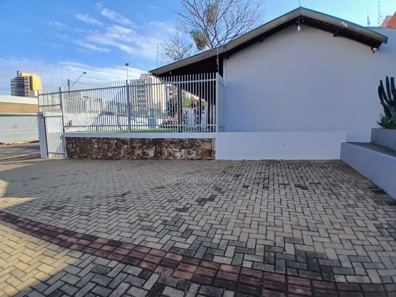 Sala comercial para alugar em casa comercial próxima à Avenida Maringá na Região Central d - Foto 2