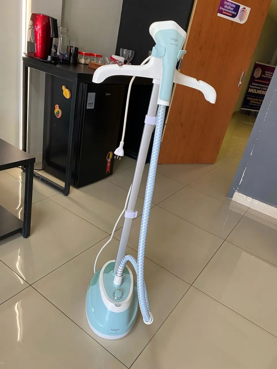 Passadeira a Vapor Elgin - Super Clean - 1200W - Foto 2