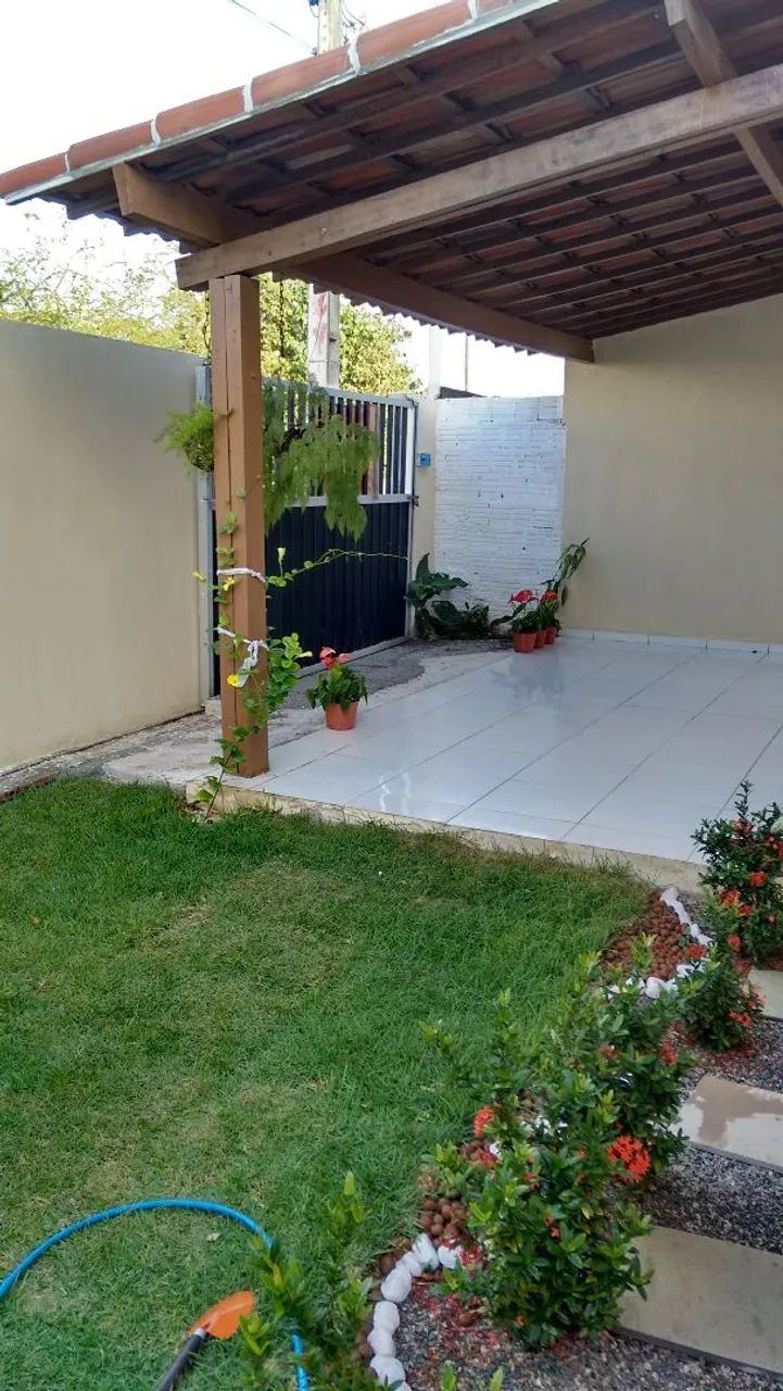 ALUGA-SE CASA EM NOVA PARNAMIRIM