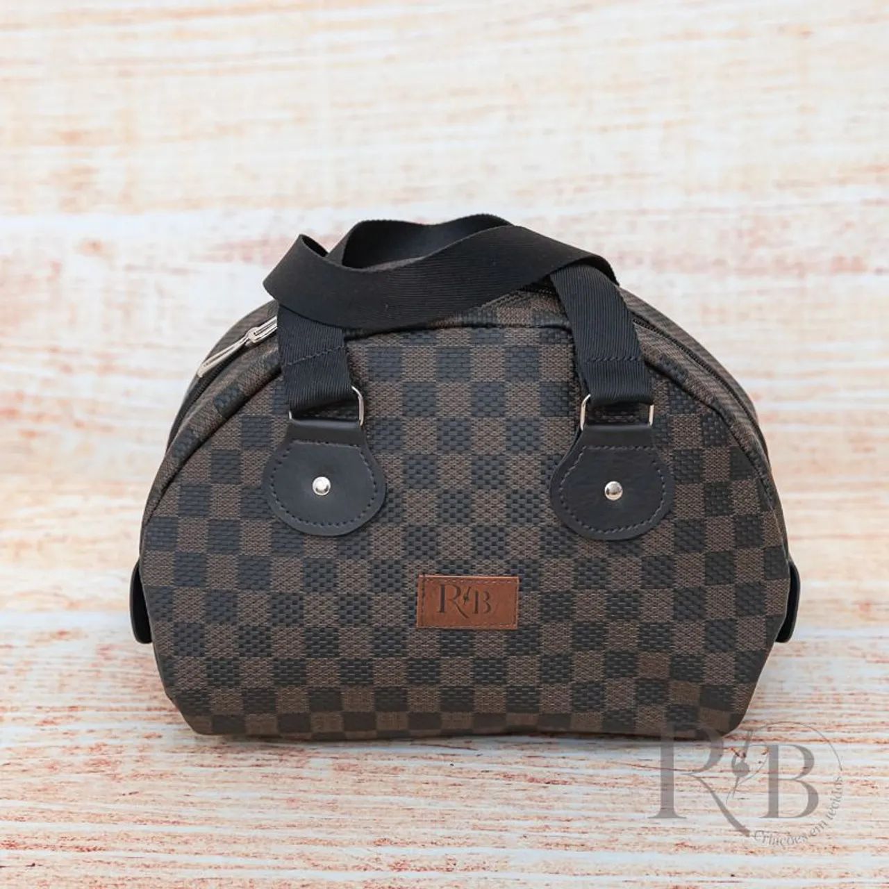 Bolsa Clássica com Estampa Xadrez Marrom - Foto 5