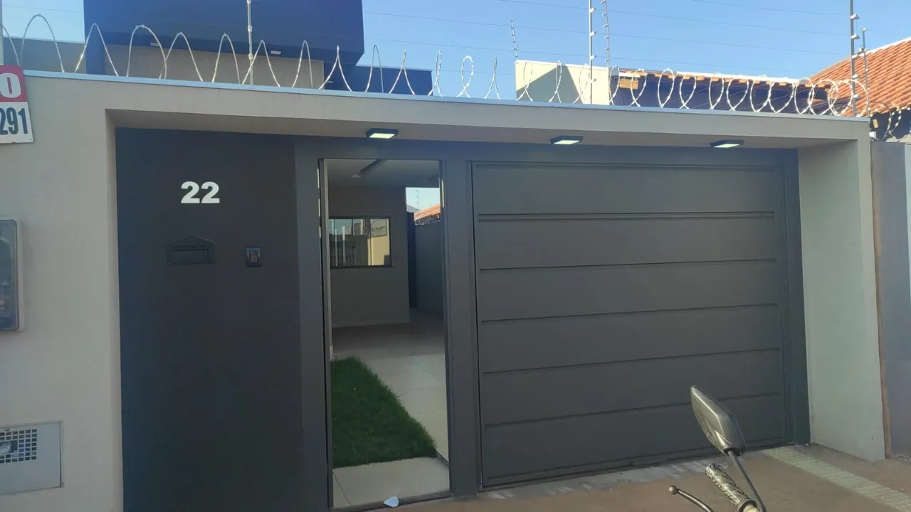 Casa com acabamento diferenciado no Figueiras do Parque