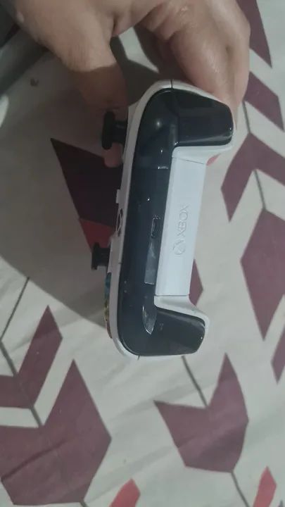 Controle Xbox one Branco Usado - Foto 4