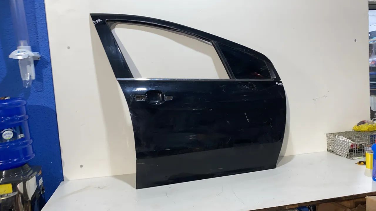 Porta dianteira direita Peugeot 408 2014 2015 2016 