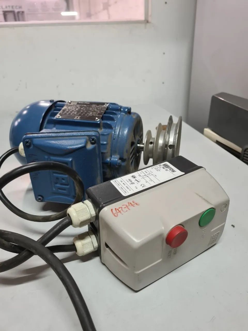 Motor Weg Trifásico 3Cv 220v/380v W22 Plus 1690Rpm - Foto 2