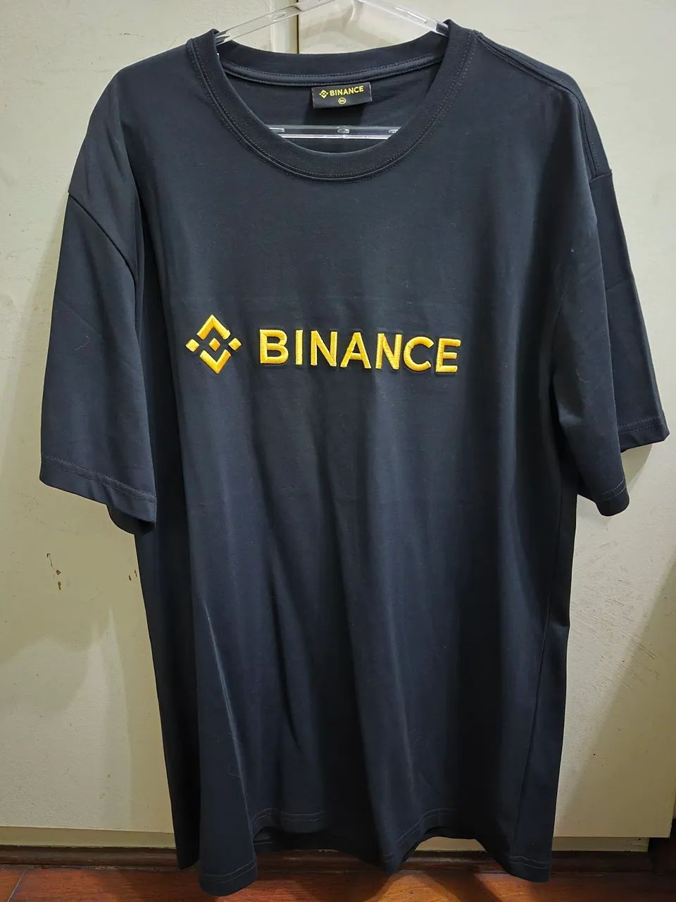 Camiseta Binance Oficial nunca usada