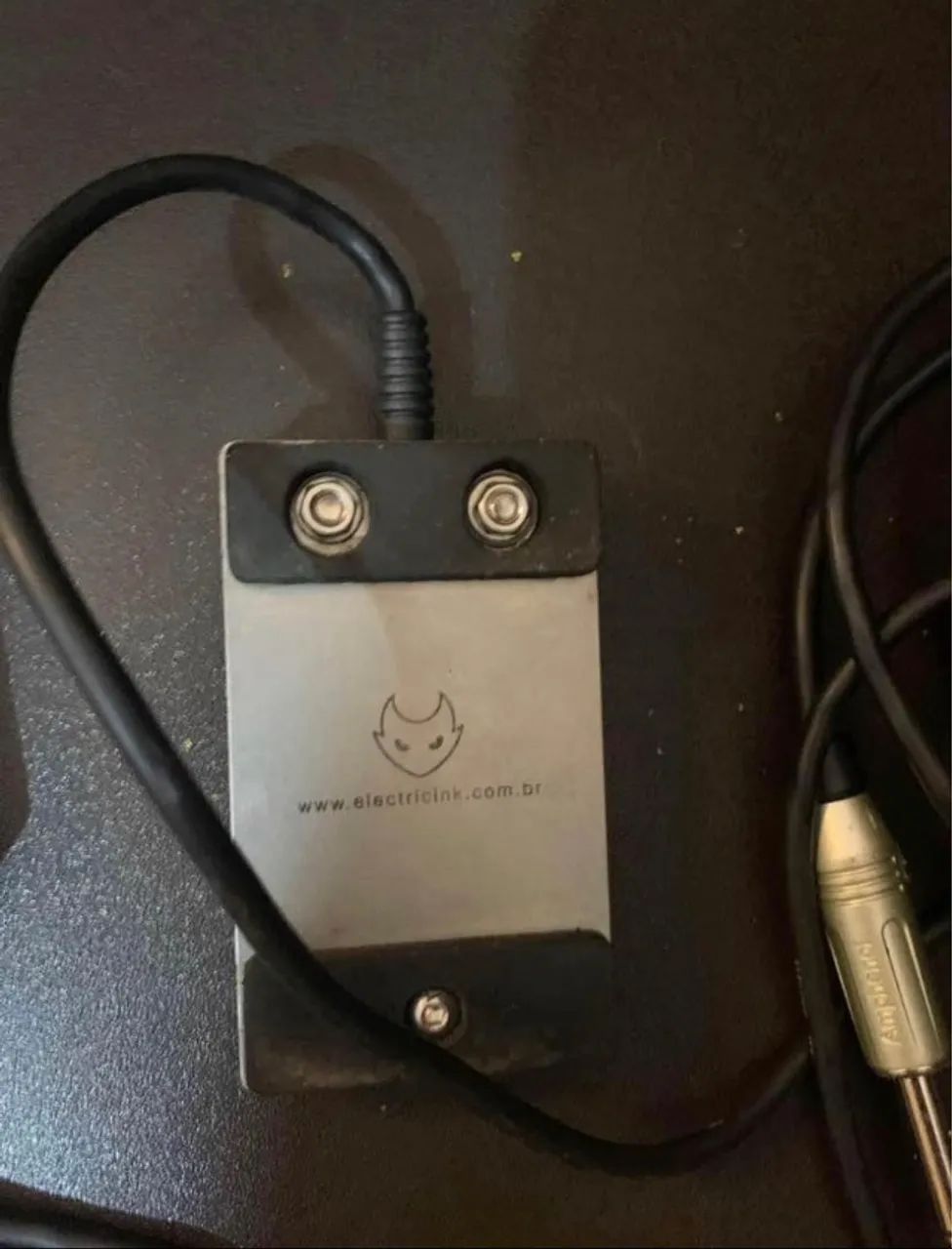 Fonte PS mini Cabo RCA pedal Marca eletric ink para tatuagem estado de novo, usado poucas  - Foto 2