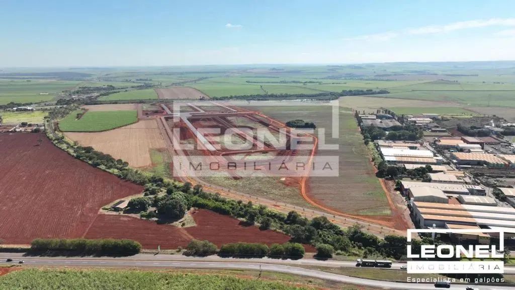 Área / Terreno Empresarial e Industrial à Venda - Foto 5