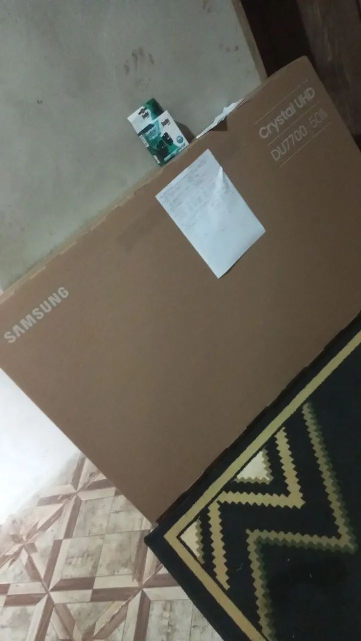 TV Samsung Crystal UHD 50 polegadas