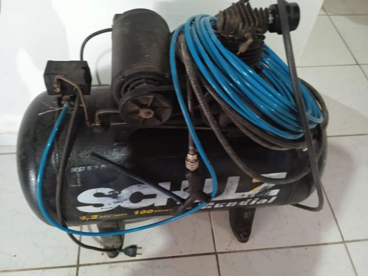 Compressor 100 litros 1.499 - Foto 2