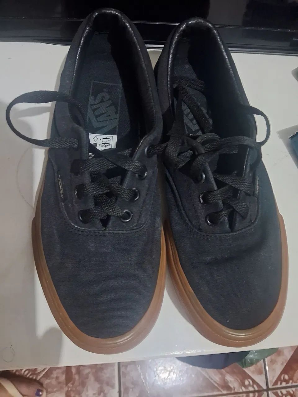 Tenis Vans era Black Classic Gum 35