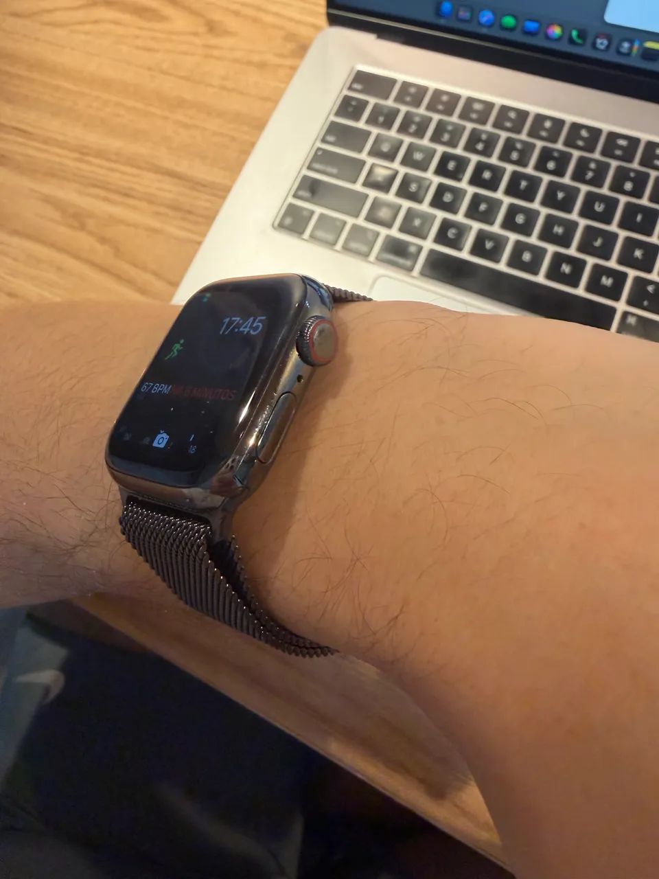Apple Watch Series 8 em Aço Inox - Foto 2