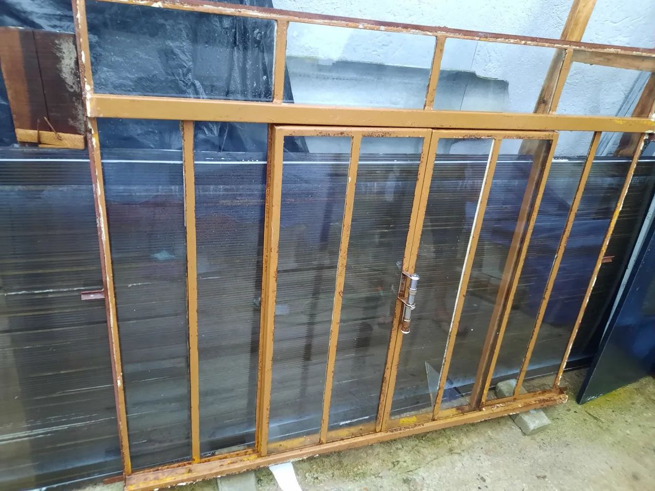  Janela de ferro 1,50x1,20 