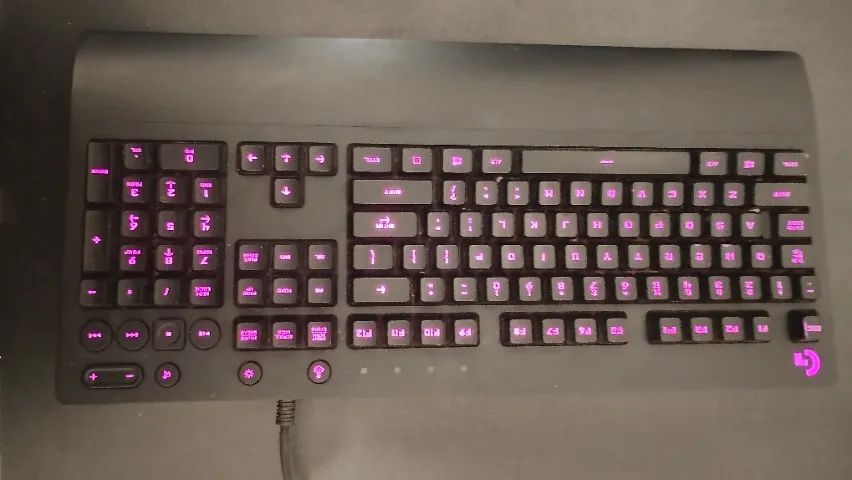Teclado gamer logitech G213 - Foto 2