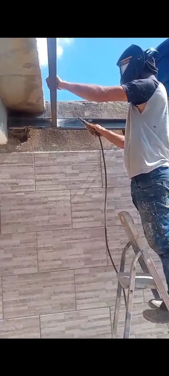 Serralheiro de telhados de zinco  - Foto 2