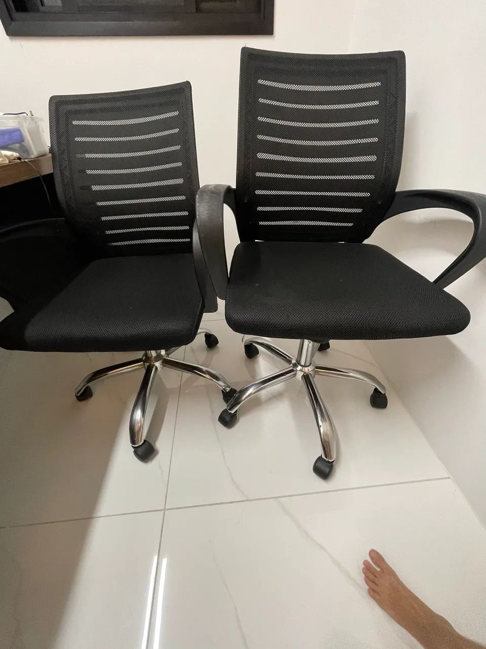 2 office chairs for president