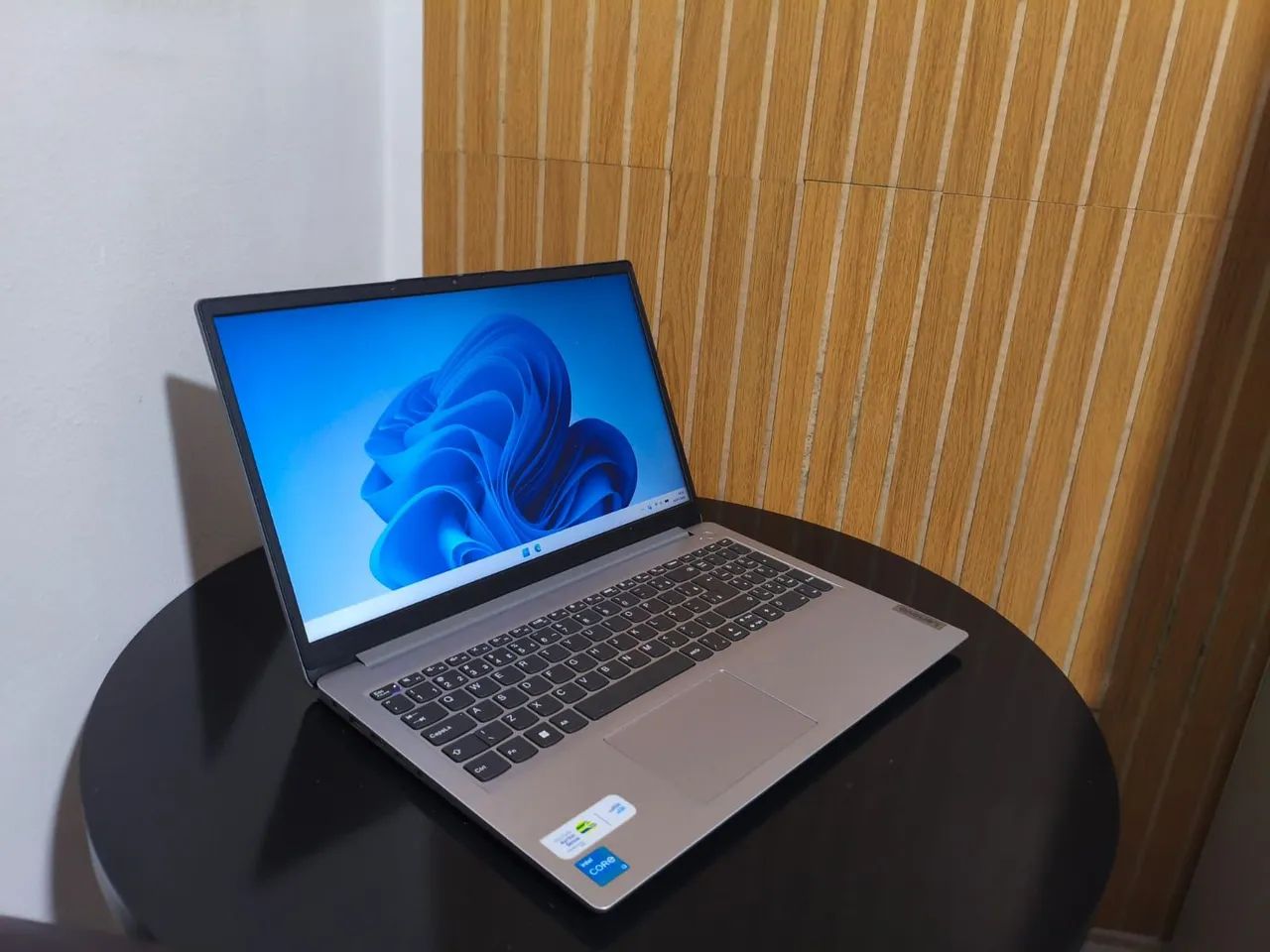 IdeaPad 1 15IAU7