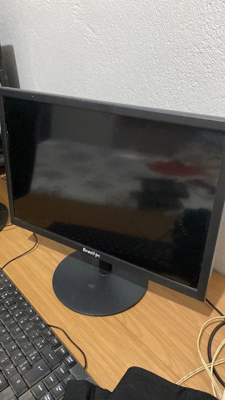 3 monitores + 1 cpu - Foto 2