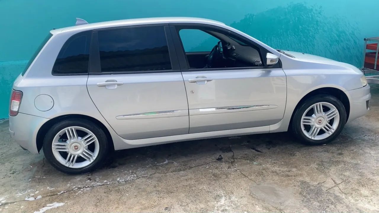 Fiat Stilo Dualogic 1.8 Flex 8V 5P 2008 - Foto 2