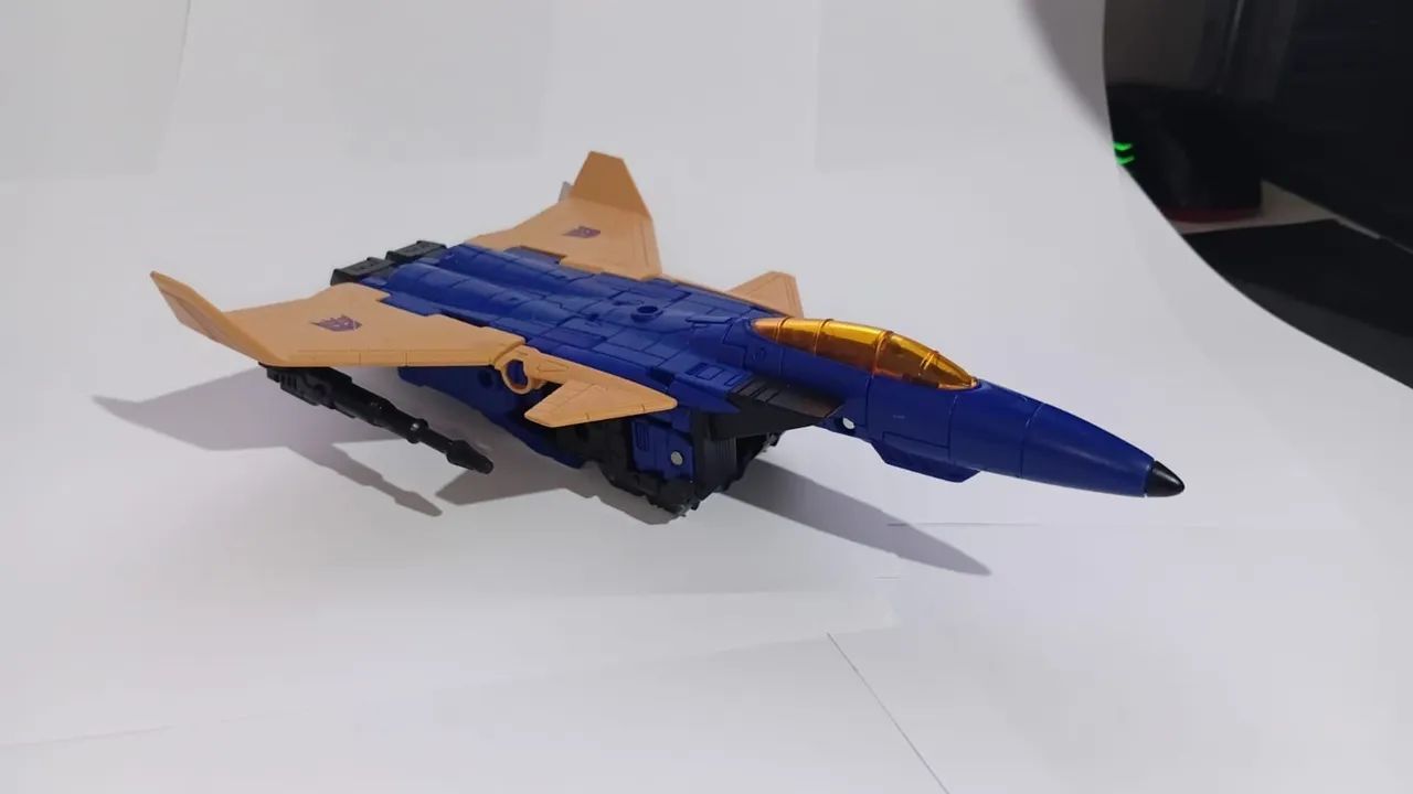 Transformers Dirge Legacy Evolution (Voyager Class)  - Foto 4