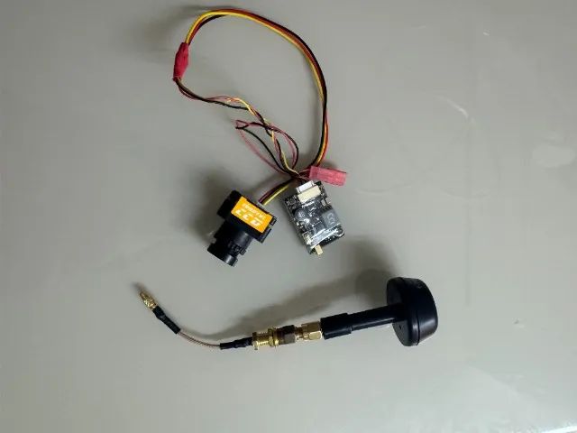 Kit Fpv 5.8ghz Drone Tx 800mw + Camera 1000tvlt 1/3 Cmos - Foto 2