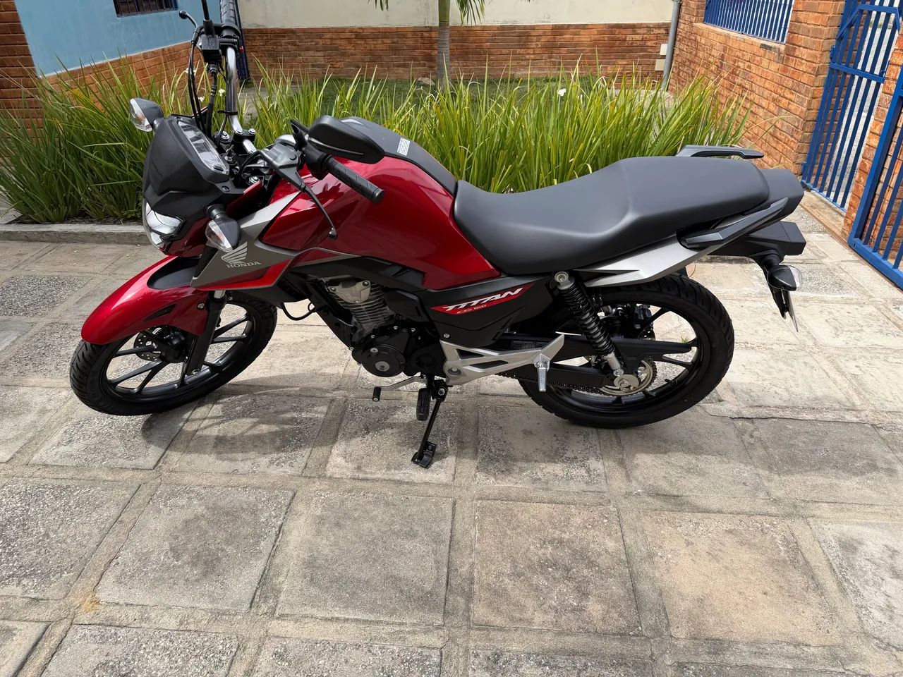 Titan zero KM