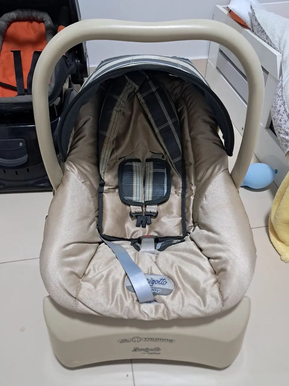 Cadeirinha e bebê conforto  - Foto 2
