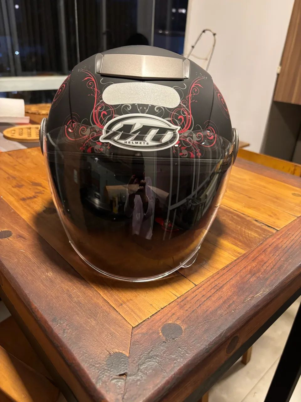 Capacete MT Helmuts